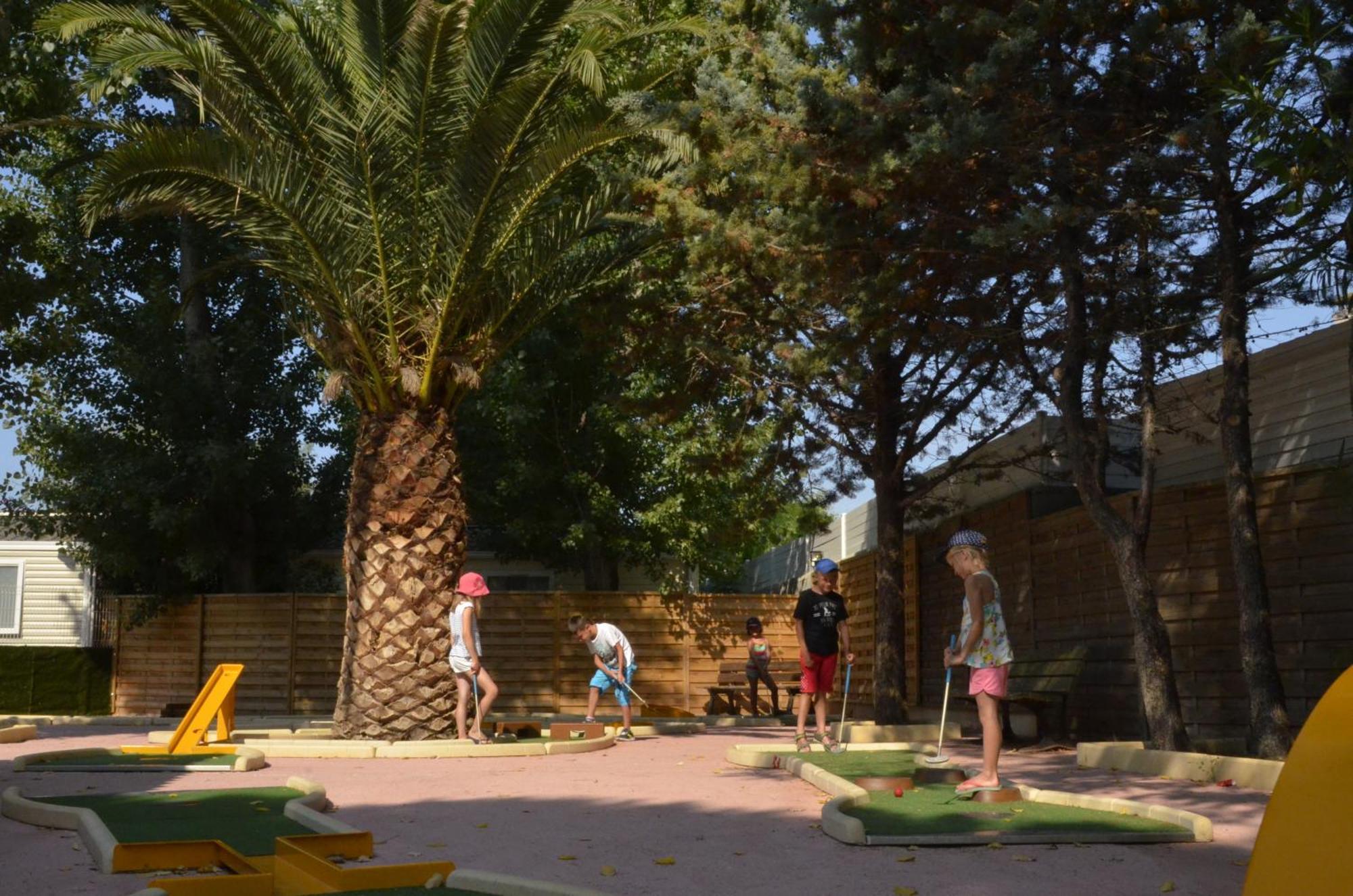 Camping L'Eden Le Grau-du-Roi Εξωτερικό φωτογραφία